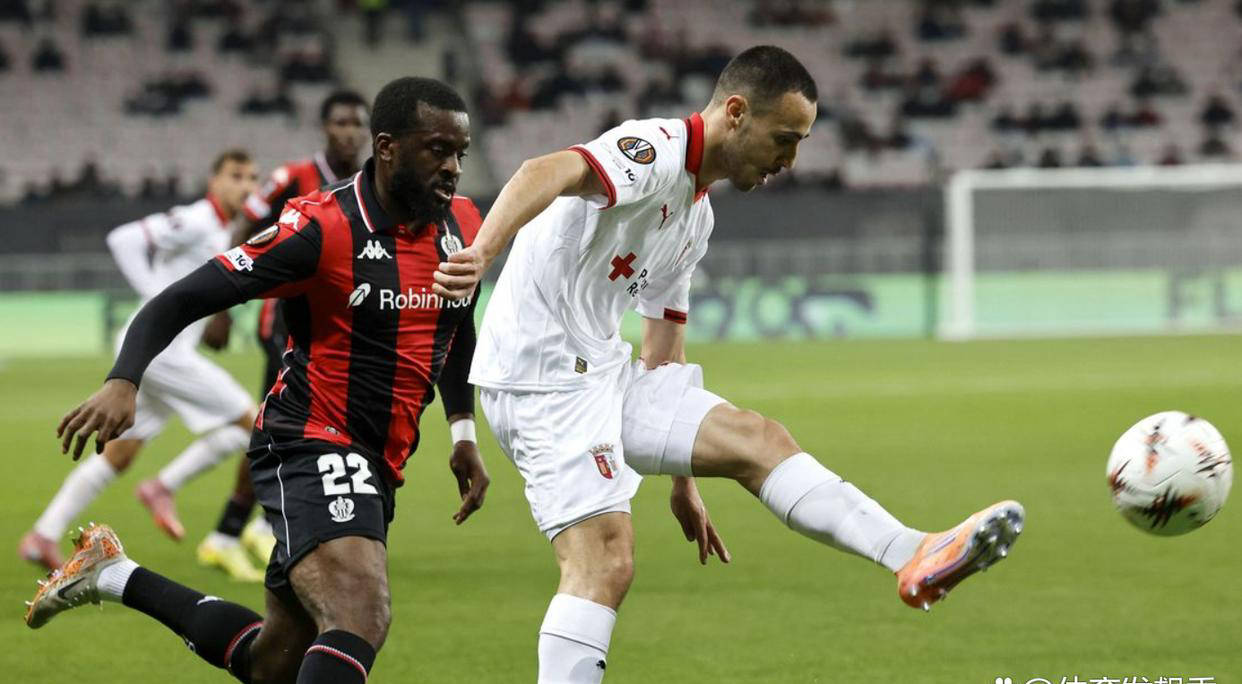 上海足坛迎来久违的大牌外援