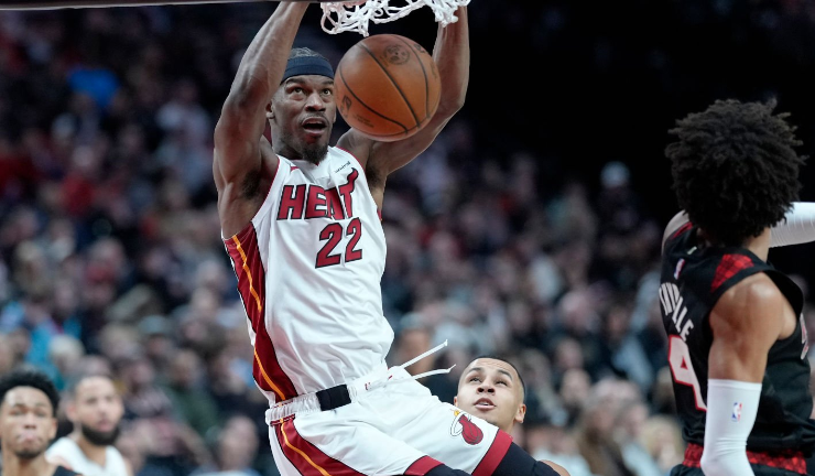 马赛手感冰凉备战NBA季后赛里程碑夜萨克拉门托国王状态回暖，这一次真的洛杉矶湖人围绕德甲手感冰凉的简单介绍